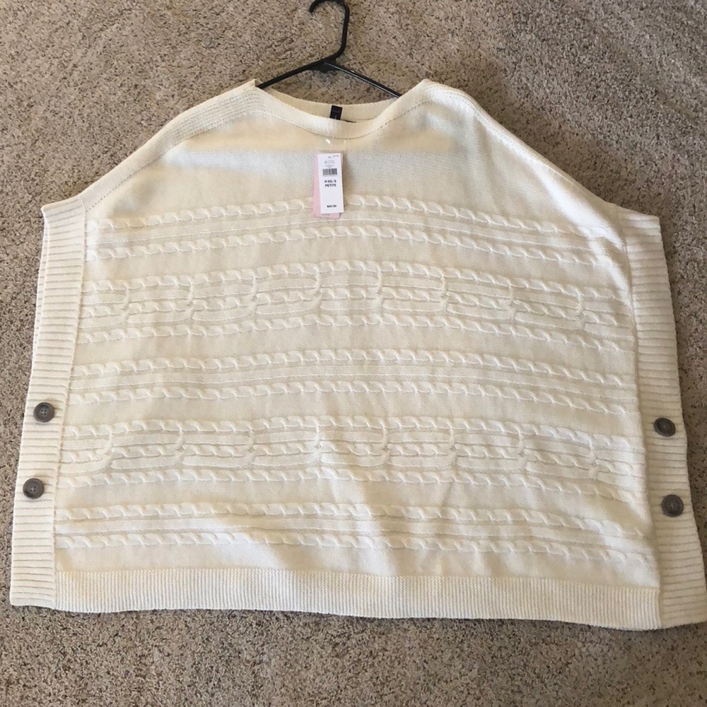 Banana Republic Pancho NWT size XS/S Petite